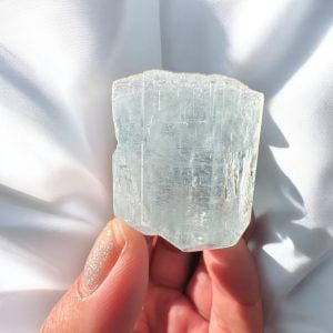 Ongeslepen kristallen en ruwe brokken