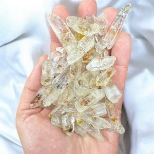 Alternative view of Petroleum kwarts kristallen - random pick