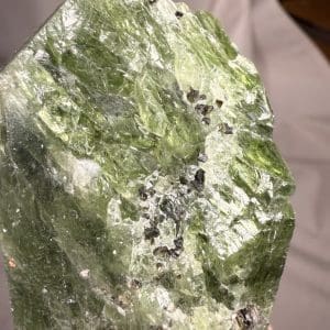 Alternative view of Diopside kristal - 2