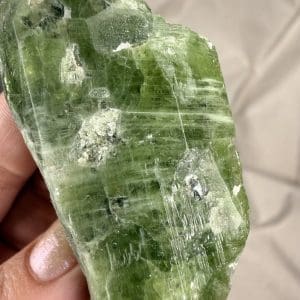 Alternative view of Diopside kristal - 14