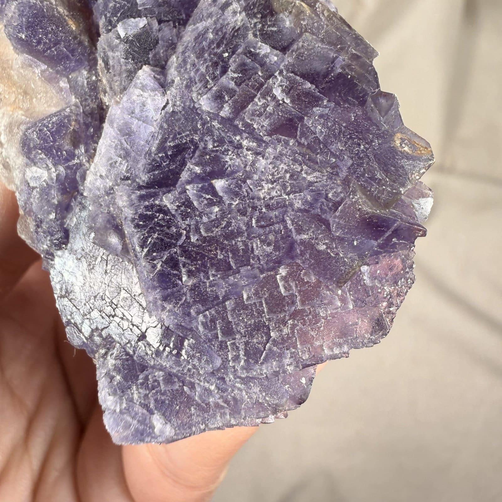 Paarse Baluchistan regenboog fluoriet cluster - 8 - Afbeelding 2