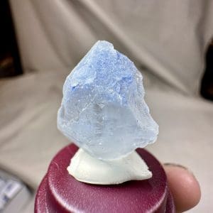 Naald Dumortiriet in kwarts in stolp - 15