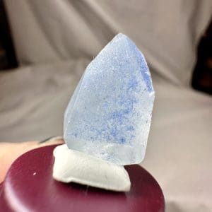 Naald Dumortiriet in kwarts in stolp - 20