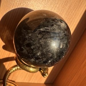 Alternative view of Toermalijnkwarts bol - 5