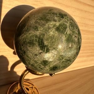 Alternative view of Diopside bol - 4