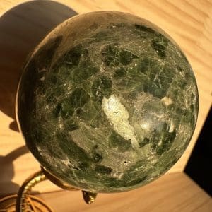 Alternative view of Diopside bol - 9