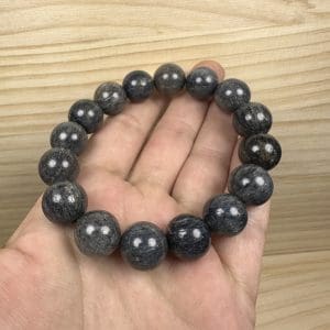 Kyaniet kogelarmband 16mm - random pick - 1