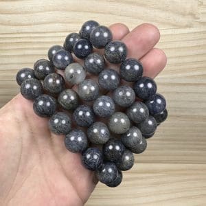 Alternative view of Kyaniet kogelarmband 16mm - random pick - 1