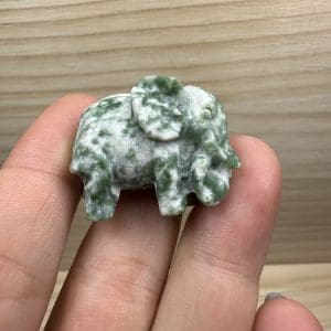 Boomagaat carving - Olifantje - Random pick