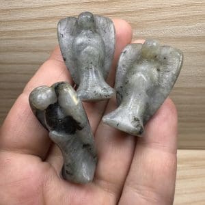 Alternative view of Labradoriet carving - Engeltje - Random pick