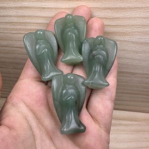 Alternative view of Aventurijn carving - Engeltje - Random pick