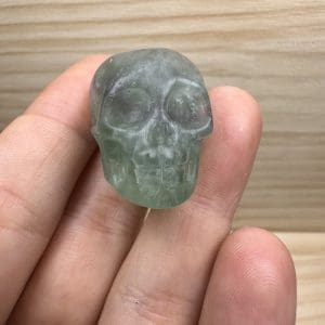 Groene Fluoriet carving - Skull - Random pick