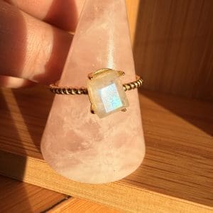 Goldplated 925 zilveren ring – 87 - Regenboog Maansteen