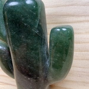 Alternative view of Carving 12 - Cactus van Aventurijn