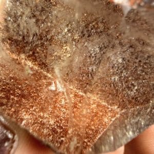 Alternative view of Hematiet op kwarts kristal - 2