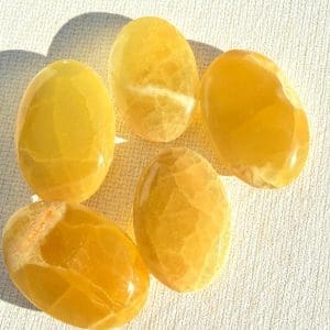 Handstenen - Citroen calciet