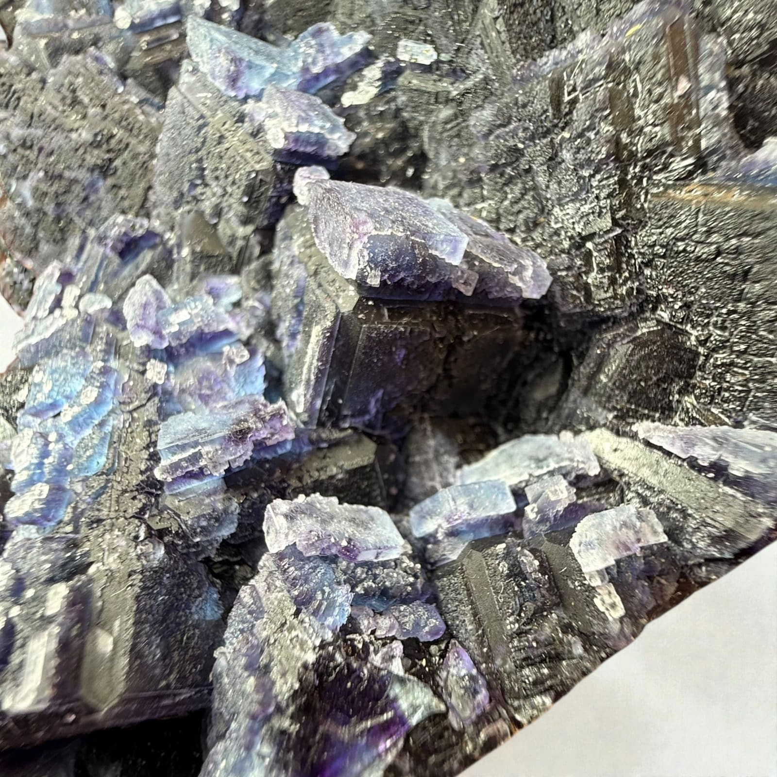 Zhejiang Indigo fluoriet cluster - 4 - Afbeelding 3