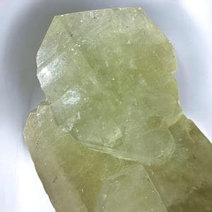 Ongeslepen kristallen en ruwe brokken