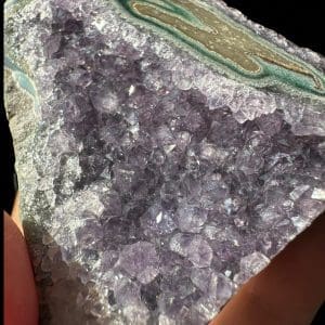 Alternative view of Oog Amethist cluster (stalactiet) - 21