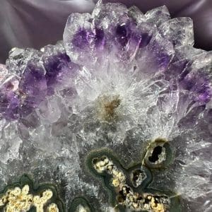 Alternative view of Oog Amethist cluster (stalactiet) - 48