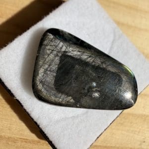 Alternative view of Spectroliet cabochon in venster doosje - 4