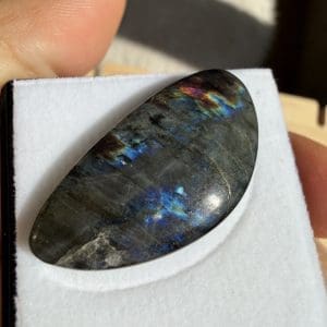 Spectroliet cabochon in venster doosje - 11