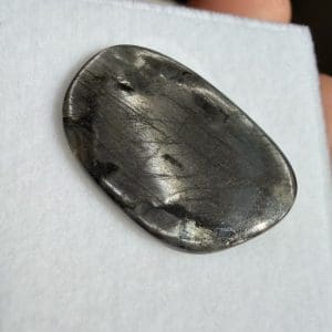 Alternative view of Spectroliet cabochon in venster doosje - 17