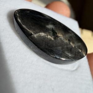 Alternative view of Spectroliet cabochon in venster doosje - 19