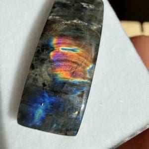 Alternative view of Spectroliet cabochon in venster doosje - 20