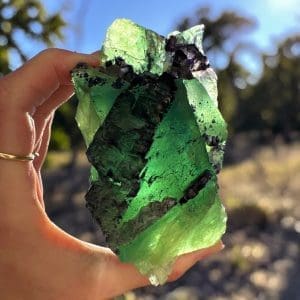 Alternative view of Octaëdrische Fluoriet cluster uit Zhejiang - 5