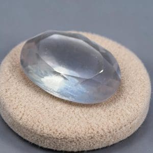 Alternative view of Geslepen Cabochon - Rozenkwarts - 108