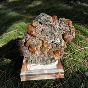Elite pick! Andradiet cluster op plateau